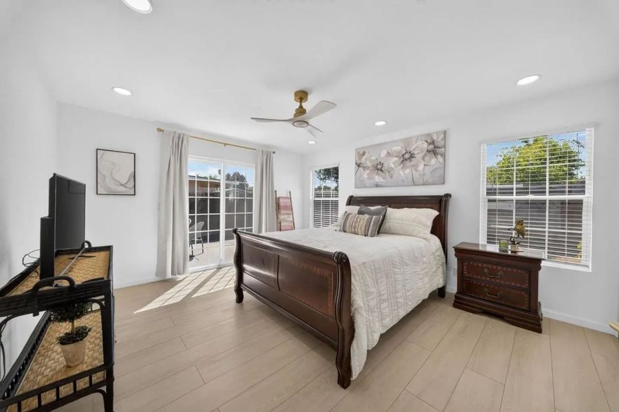 Primary suite in the permitted addition